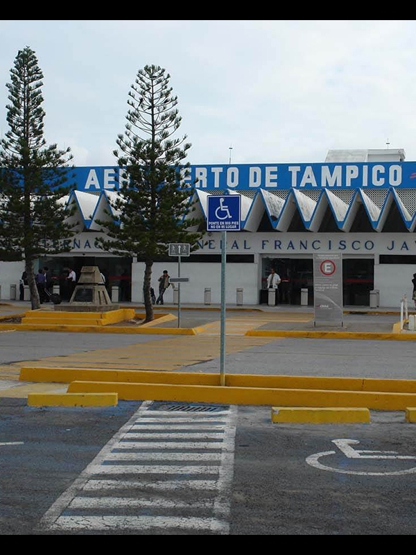 Aeropuerto Internacional Francisco Javier Mina.